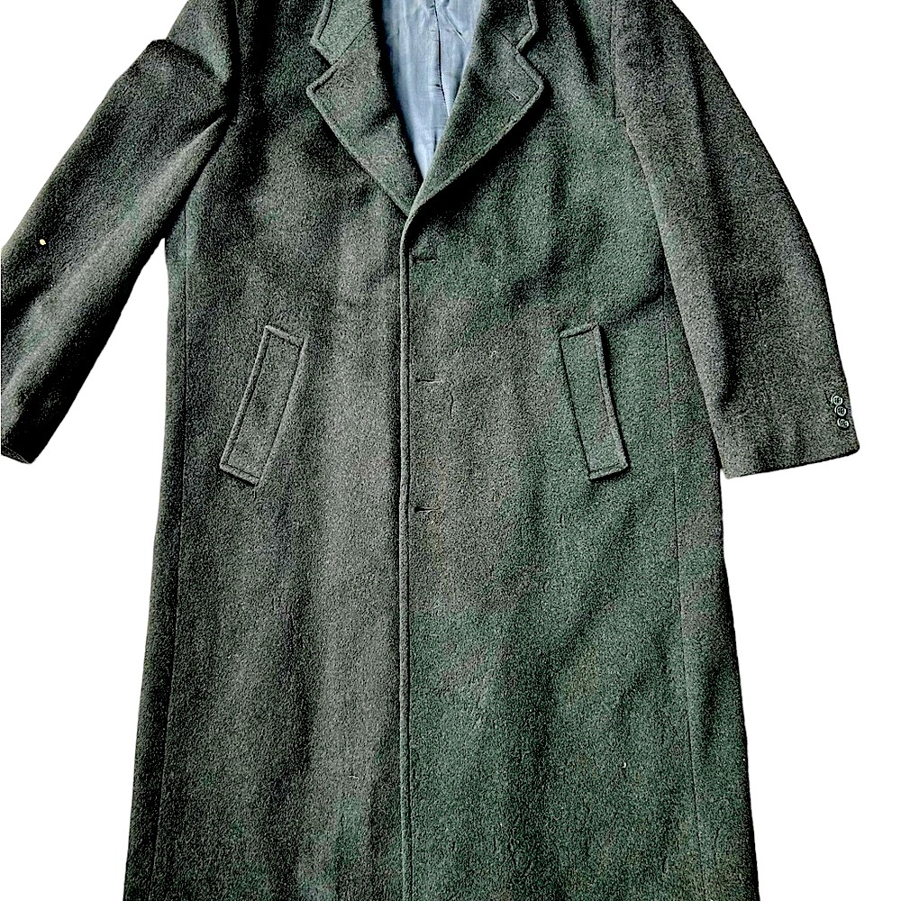 Wool full-length men’s coat. Gianfranco Ruffini Italy.